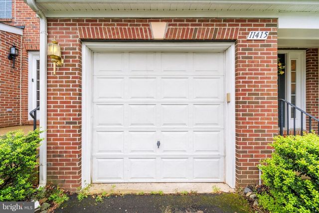 11415 MACTAVISH HTS, Fairfax, VA 22030