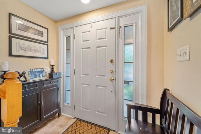 11415 MACTAVISH HTS, Fairfax, VA 22030