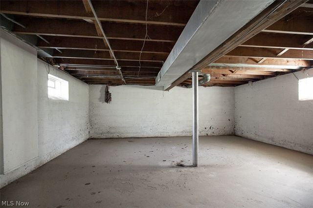 12827 Fruitside Road, Garfield Heights, OH 44125
