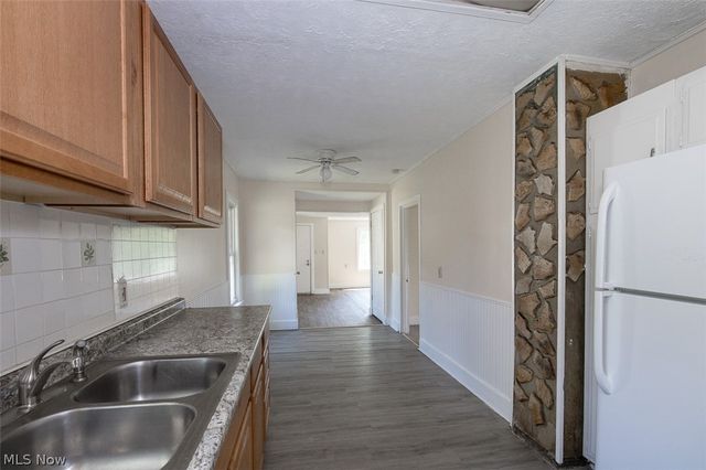 12827 Fruitside Road, Garfield Heights, OH 44125