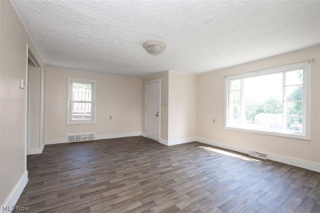 12827 Fruitside Road, Garfield Heights, OH 44125