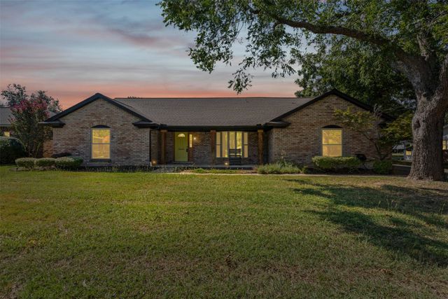 2312 Garden Lane, Arlington, TX 76015