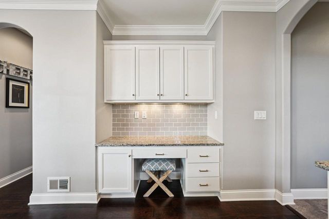 N49W18765 Emerald Hills DRIVE, Menomonee Falls, WI 53051