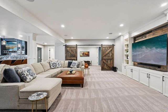 N49W18765 Emerald Hills DRIVE, Menomonee Falls, WI 53051