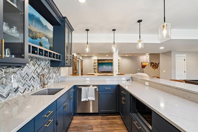 N49W18765 Emerald Hills DRIVE, Menomonee Falls, WI 53051