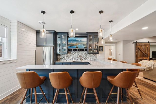 N49W18765 Emerald Hills DRIVE, Menomonee Falls, WI 53051