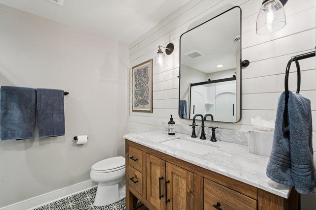 N49W18765 Emerald Hills DRIVE, Menomonee Falls, WI 53051