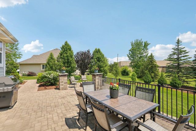 N49W18765 Emerald Hills DRIVE, Menomonee Falls, WI 53051