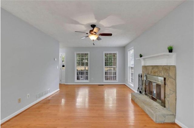 4400 Autumn Glo Court, Douglasville, GA 30135