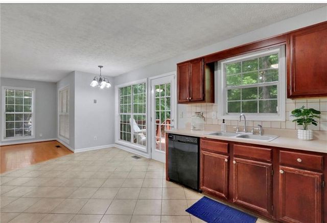 4400 Autumn Glo Court, Douglasville, GA 30135
