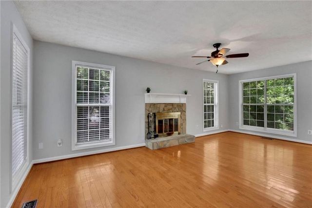 4400 Autumn Glo Court, Douglasville, GA 30135
