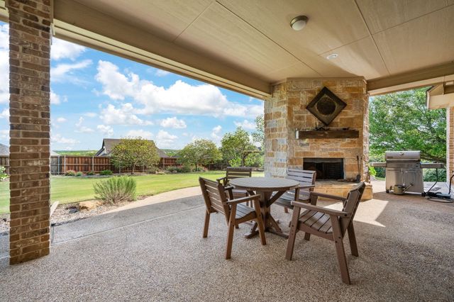 608 Elm Hill Boulevard, Burleson, TX 76028