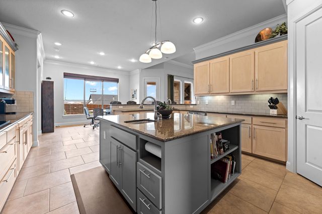 608 Elm Hill Boulevard, Burleson, TX 76028