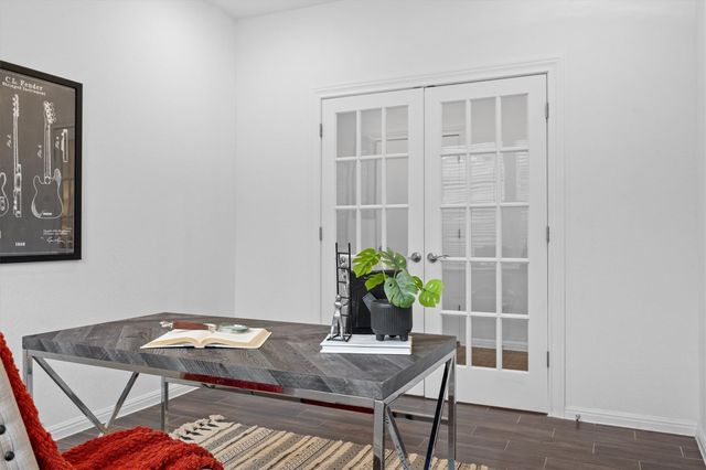 165 Slenderleaf Drive, Marble Falls, TX 78654