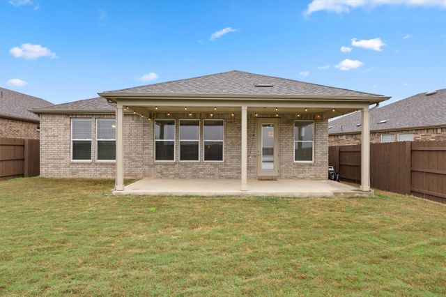 165 Slenderleaf Drive, Marble Falls, TX 78654