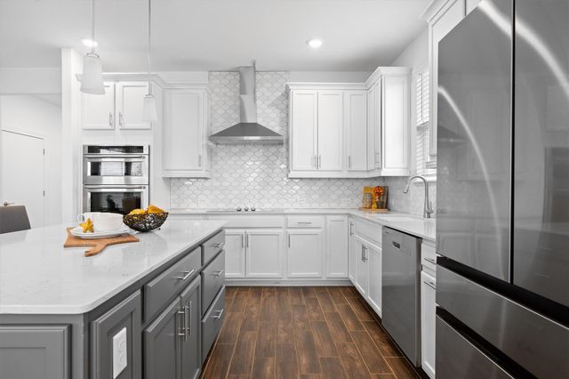 165 Slenderleaf Drive, Marble Falls, TX 78654