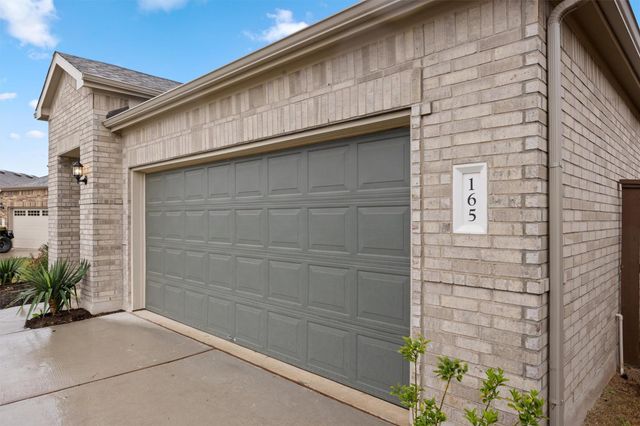 165 Slenderleaf Drive, Marble Falls, TX 78654