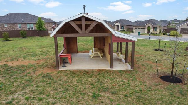 165 Slenderleaf Drive, Marble Falls, TX 78654