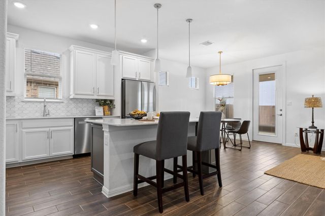 165 Slenderleaf Drive, Marble Falls, TX 78654