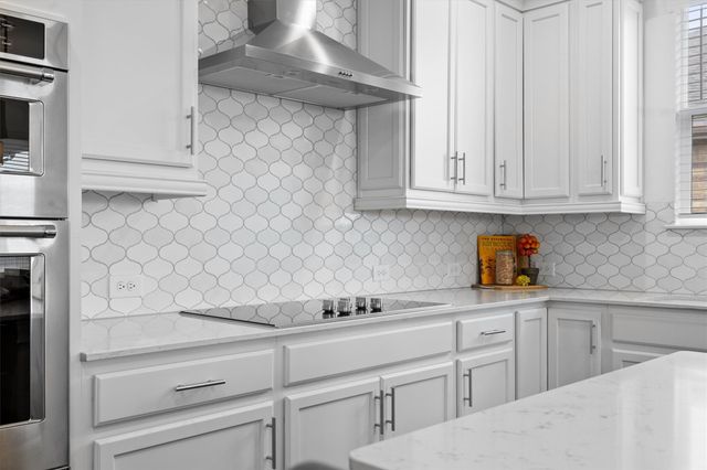 165 Slenderleaf Drive, Marble Falls, TX 78654