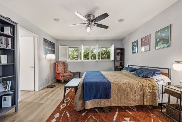 10461 Carry Back Circle, Dallas, TX 75229