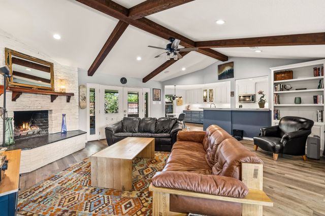 10461 Carry Back Circle, Dallas, TX 75229