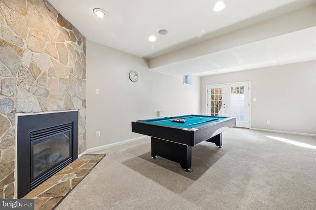 43656 RIVERPOINT DR, Leesburg, VA 20176