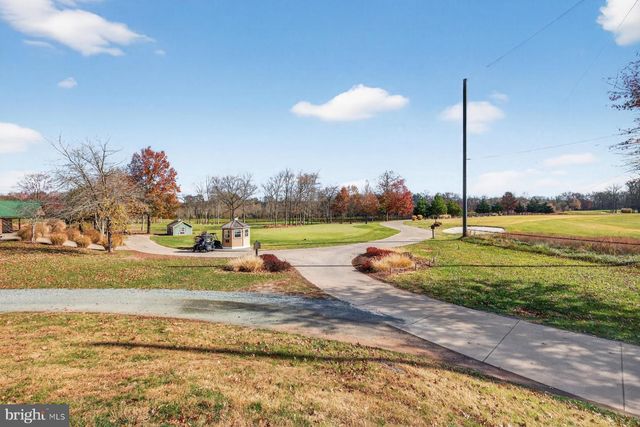 43656 RIVERPOINT DR, Leesburg, VA 20176