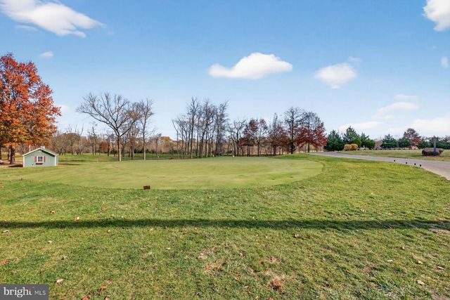 43656 RIVERPOINT DR, Leesburg, VA 20176