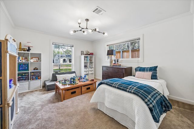 10931 Piping Rock Lane, Houston, TX 77042