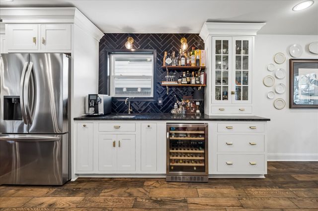 10931 Piping Rock Lane, Houston, TX 77042