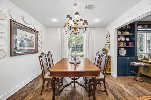 10931 Piping Rock Lane, Houston, TX 77042