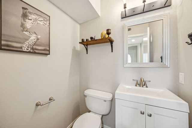 7175 Fair Oaks Avenue 60, Dallas, TX 75231