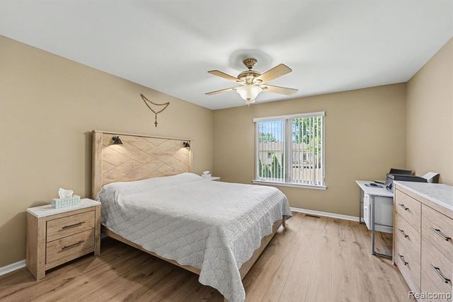 13750 Treeland Drive, Utica, MI 48315