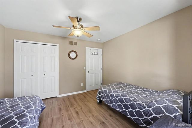 13750 Treeland Drive, Utica, MI 48315