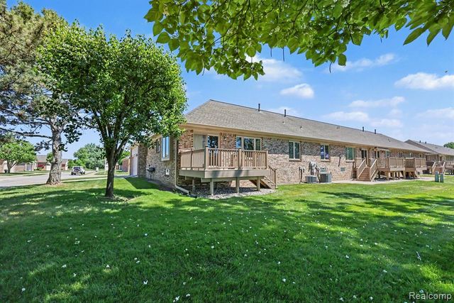 13750 Treeland Drive, Utica, MI 48315