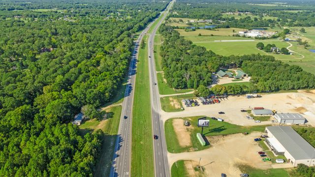 3875 US Highway 271 Highway N, Powderly, TX 75473