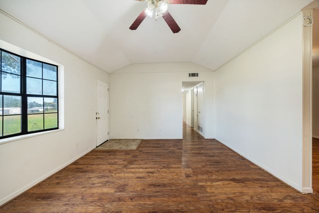 3875 US Highway 271 Highway N, Powderly, TX 75473