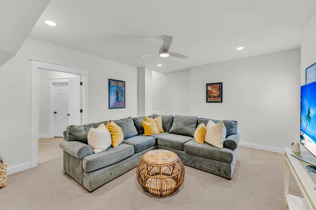 331 Megans Bay Lane, Charleston, SC 29492