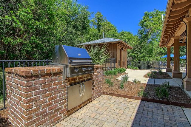 331 Megans Bay Lane, Charleston, SC 29492