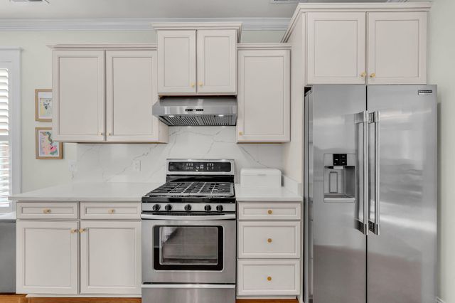 331 Megans Bay Lane, Charleston, SC 29492