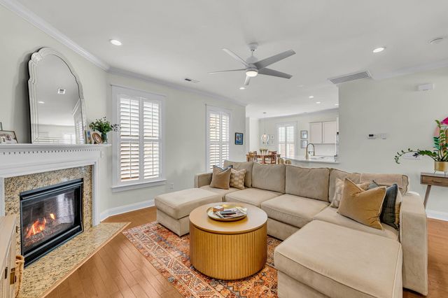 331 Megans Bay Lane, Charleston, SC 29492