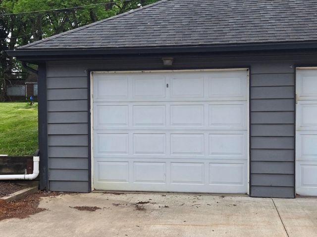 1300 Winding Ridge Lane C8, Valparaiso, IN 46383