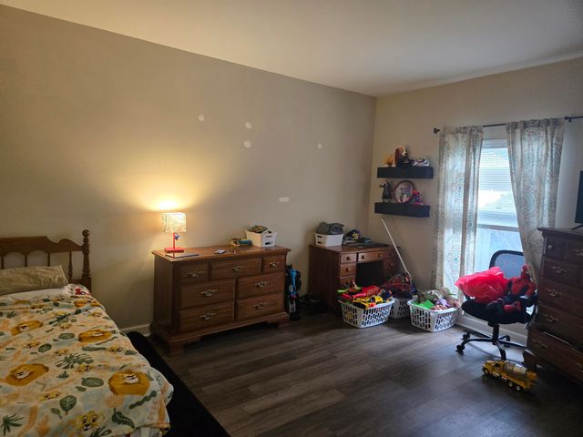 1300 Winding Ridge Lane C8, Valparaiso, IN 46383