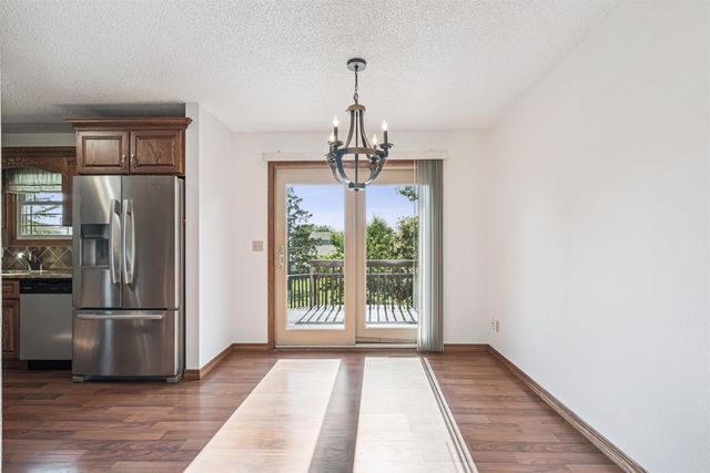3859 Holly Lane, Waterloo, IA 50702