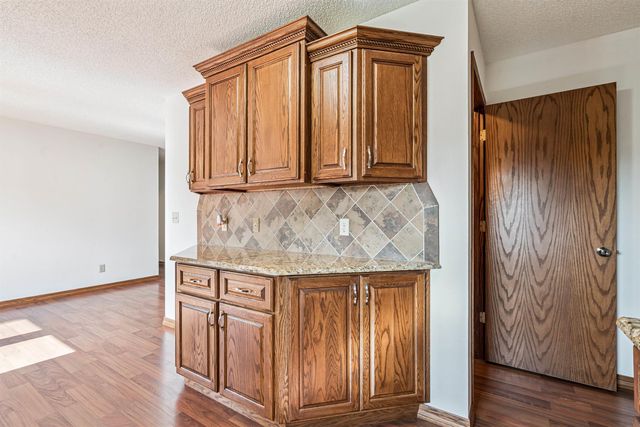 3859 Holly Lane, Waterloo, IA 50702
