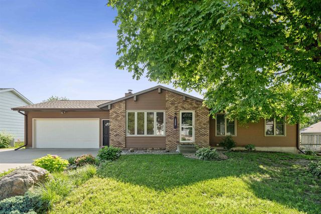 3859 Holly Lane, Waterloo, IA 50702