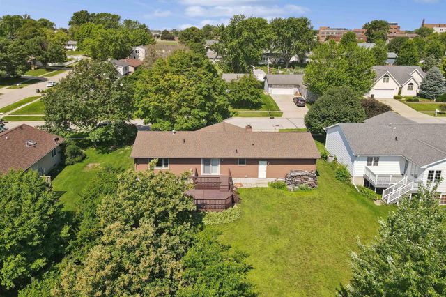3859 Holly Lane, Waterloo, IA 50702