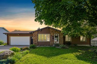 3859 Holly Lane, Waterloo, IA 50702