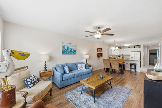 616 Pinehurst Ln Unit 22B, Pawleys Island, SC 29585